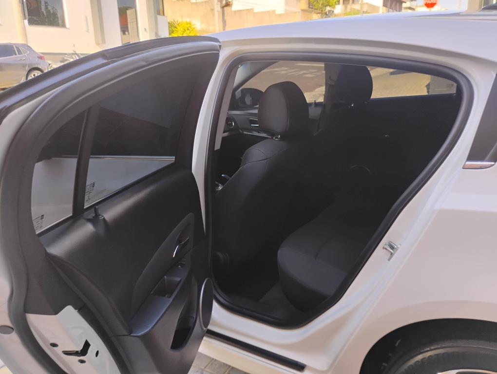 CHEVROLET Cruze Hatch - Foto