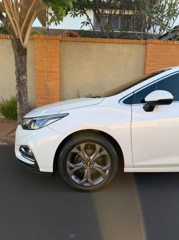 CHEVROLET Cruze Hatch - Foto