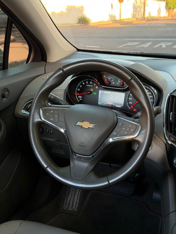 CHEVROLET Cruze Hatch - Foto