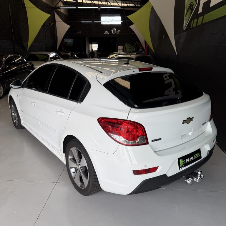 CHEVROLET Cruze Hatch - Foto