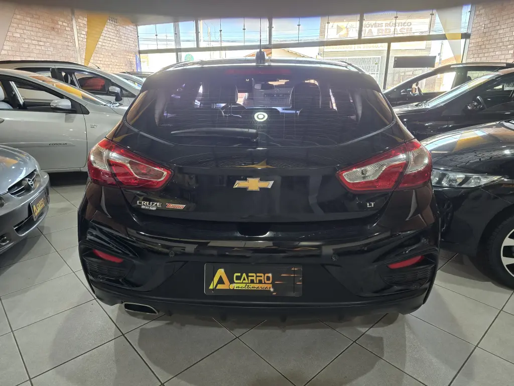 CHEVROLET Cruze Hatch - Foto