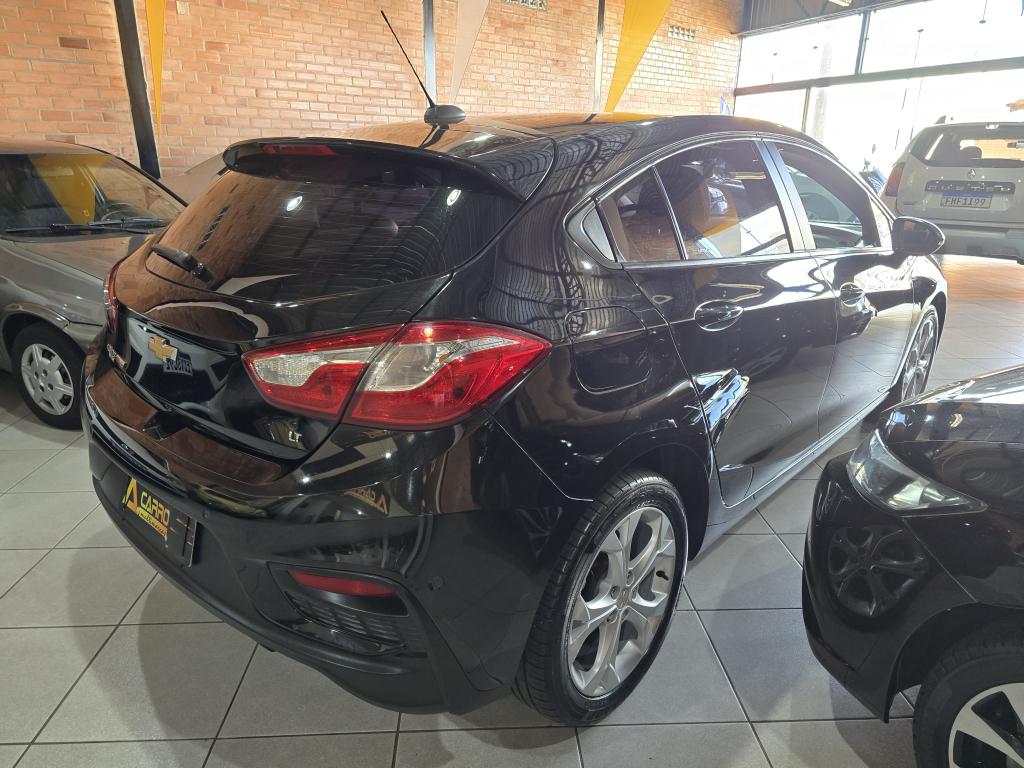 CHEVROLET Cruze Hatch - Foto