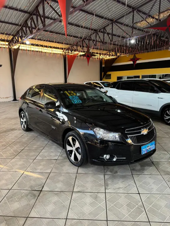 CHEVROLET Cruze Hatch - Foto