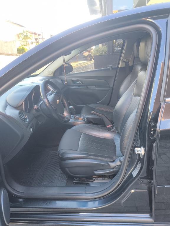 CHEVROLET Cruze Hatch - Foto