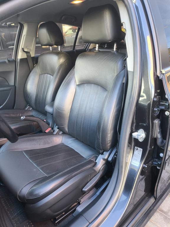 CHEVROLET Cruze Hatch - Foto