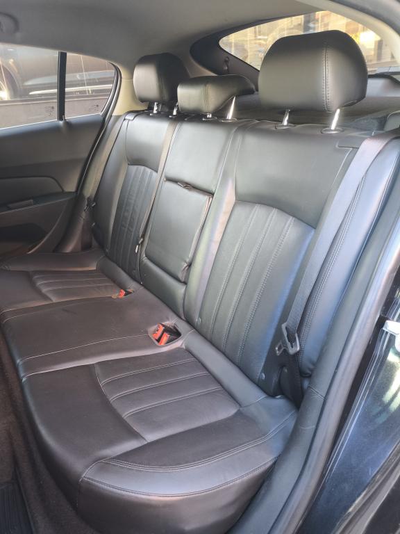 CHEVROLET Cruze Hatch - Foto