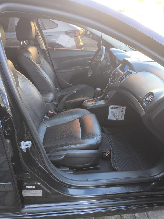 CHEVROLET Cruze Hatch - Foto