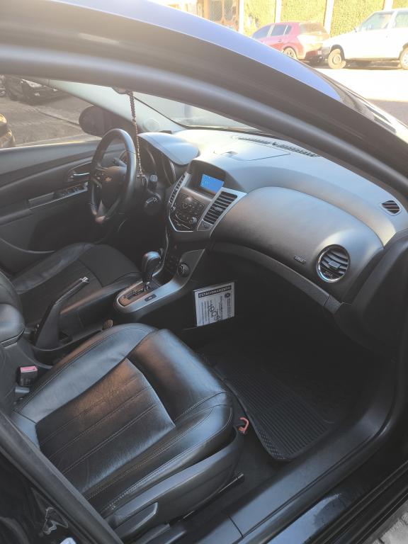 CHEVROLET Cruze Hatch - Foto