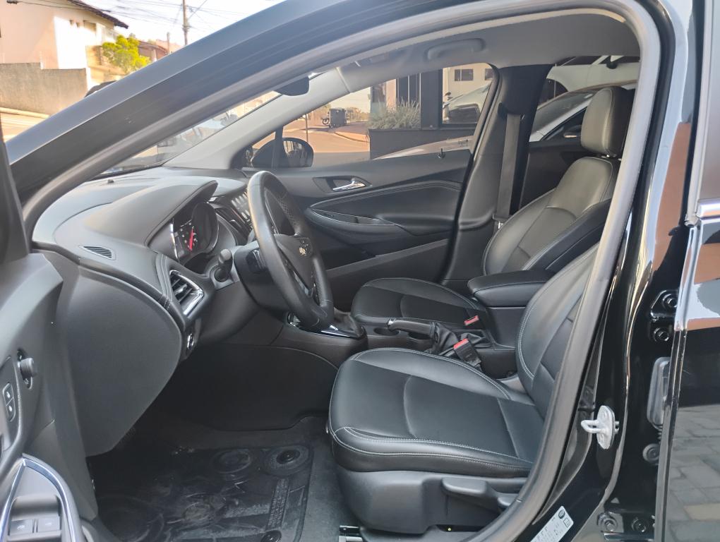 CHEVROLET Cruze Sedan - Foto