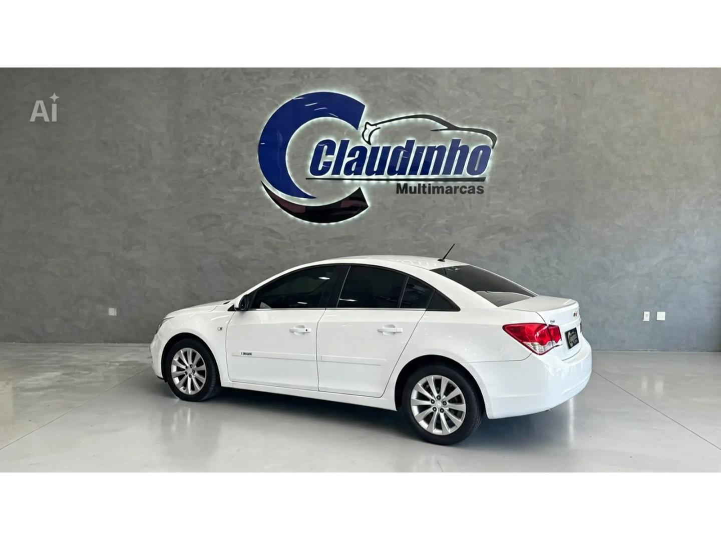 CHEVROLET Cruze Sedan - Foto