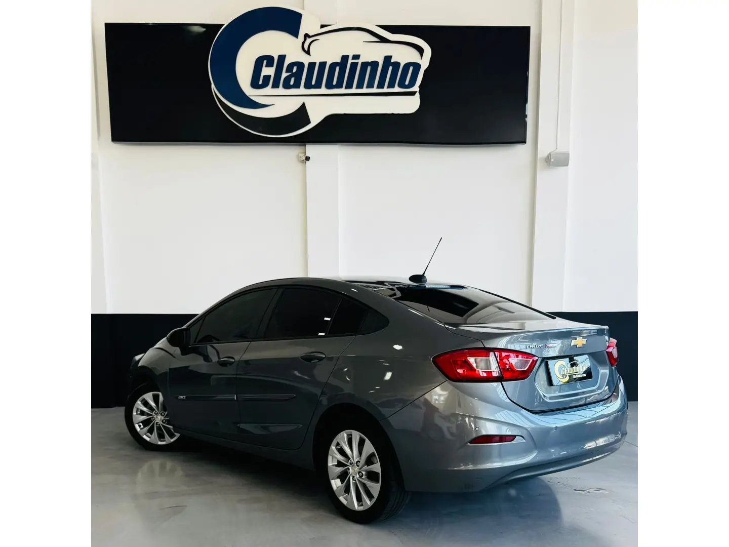 CHEVROLET Cruze Sedan - Foto