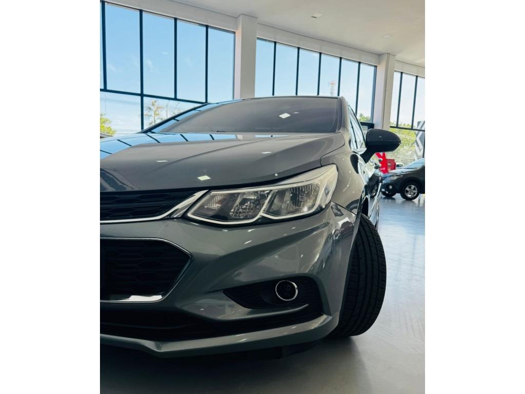 CHEVROLET Cruze Sedan - Foto