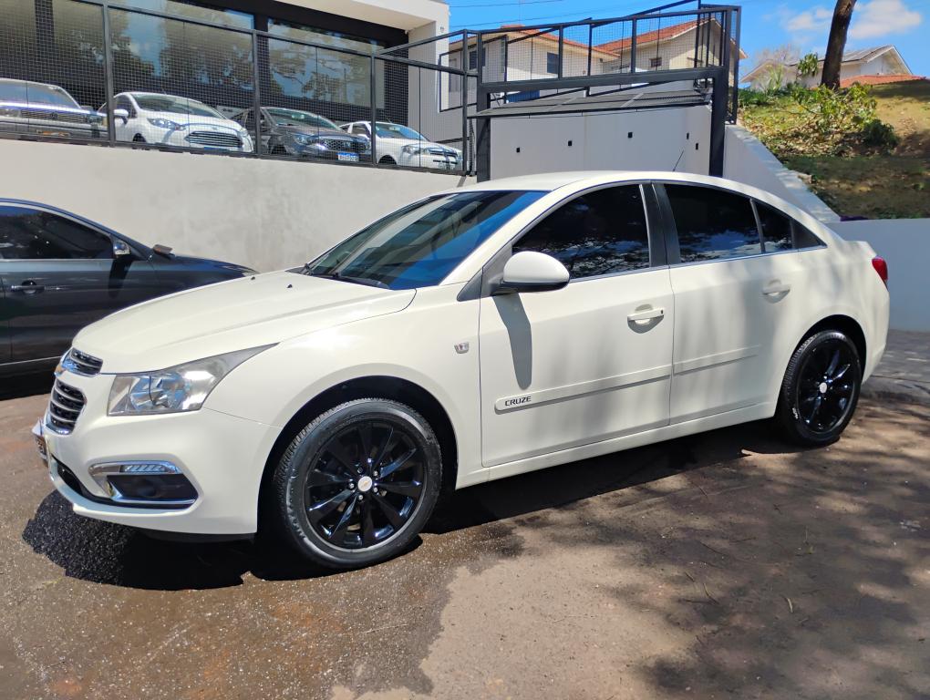 CHEVROLET Cruze Sedan - Foto