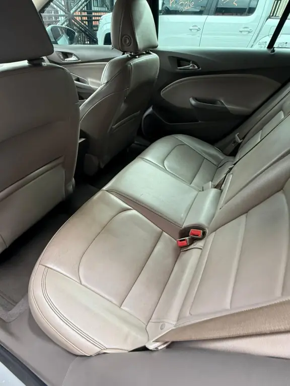 CHEVROLET Cruze Sedan - Foto