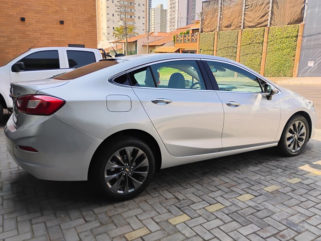 CHEVROLET Cruze Sedan - Foto