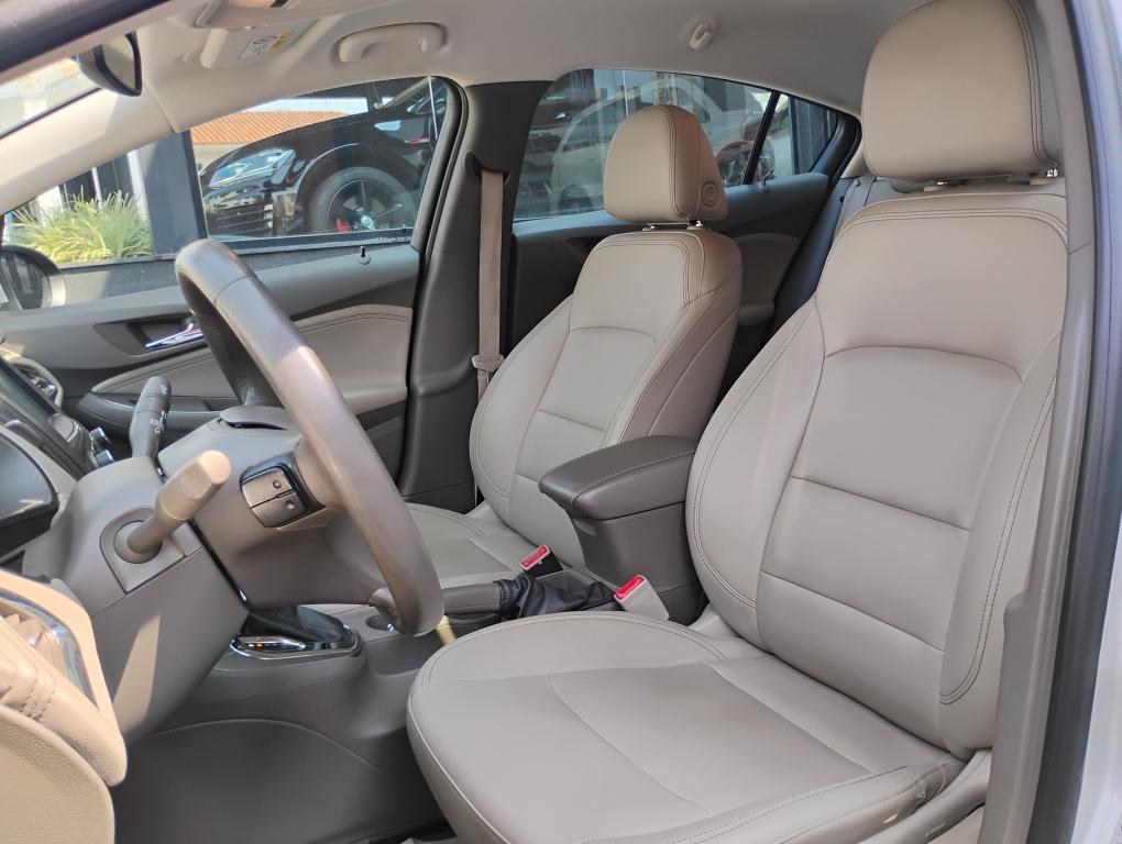 CHEVROLET Cruze Sedan - Foto