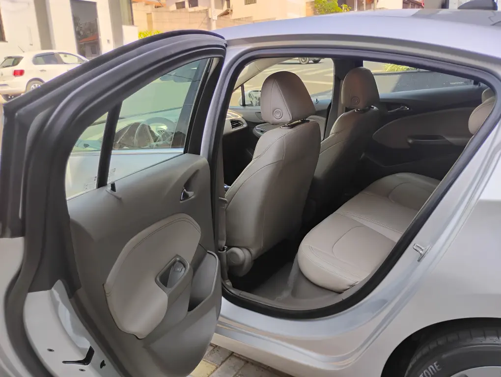 CHEVROLET Cruze Sedan - Foto