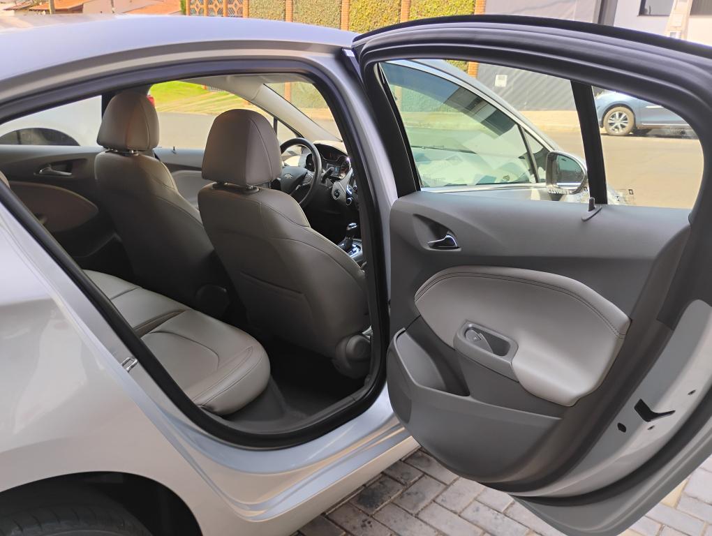 CHEVROLET Cruze Sedan - Foto