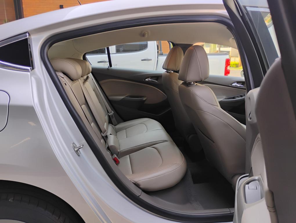 CHEVROLET Cruze Sedan - Foto