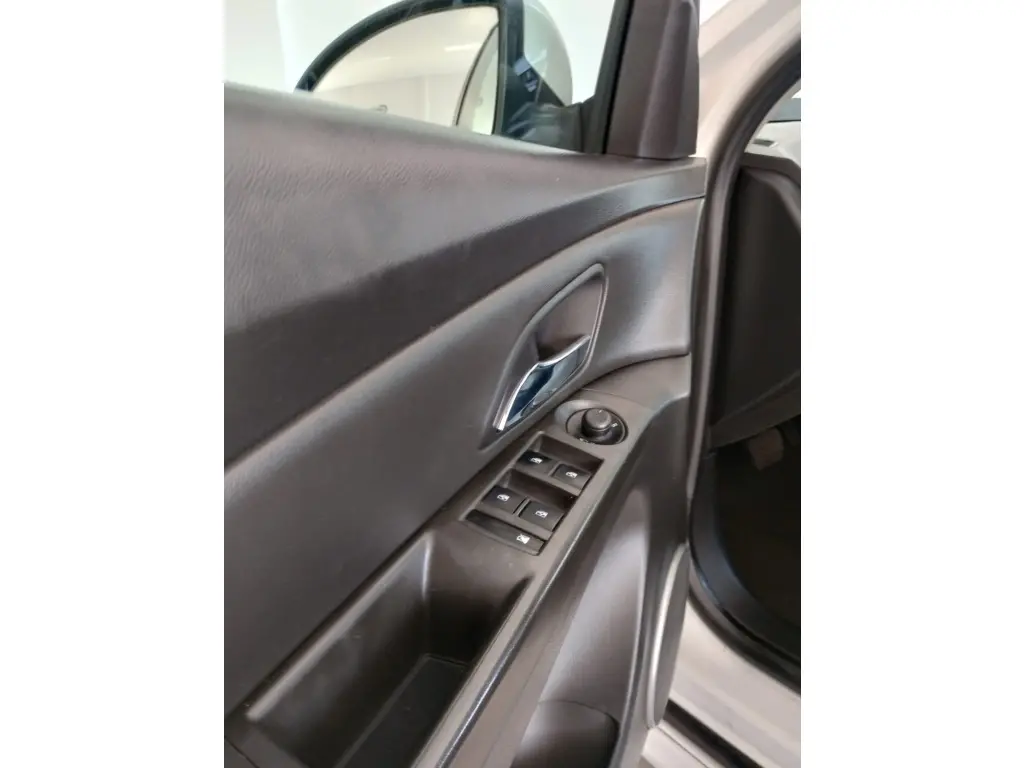 CHEVROLET Cruze Sedan - Foto