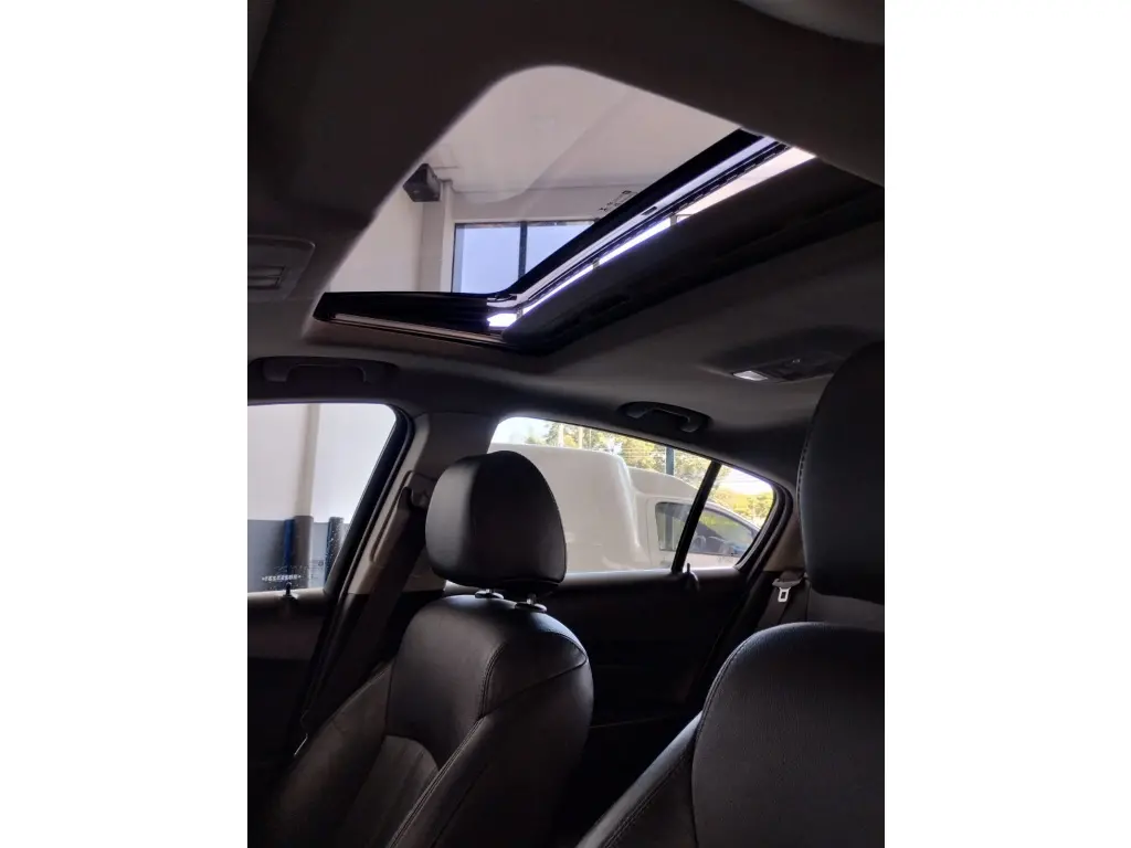 CHEVROLET Cruze Sedan - Foto