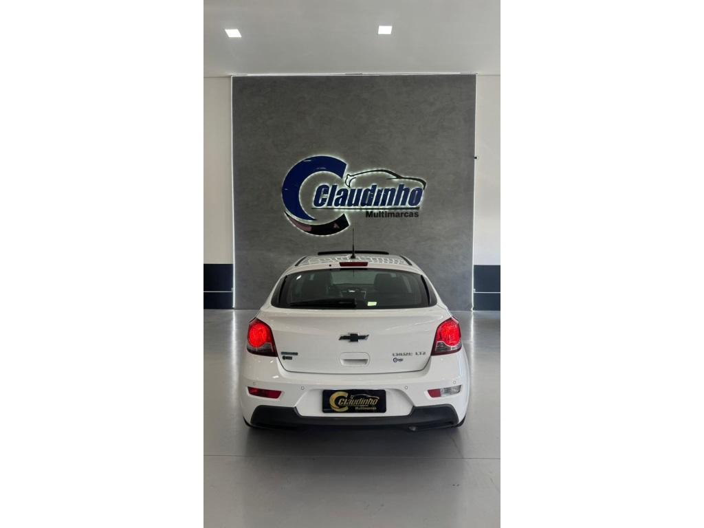 CHEVROLET Cruze Sedan - Foto