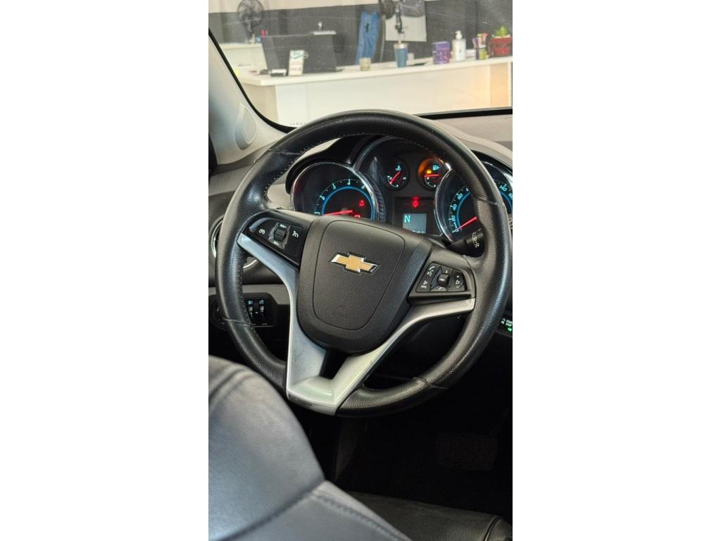 CHEVROLET Cruze Sedan - Foto