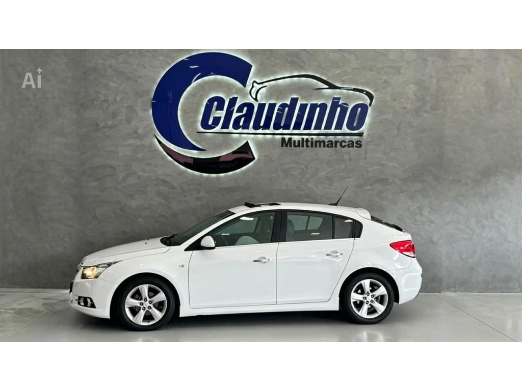 CHEVROLET Cruze Sedan - Foto