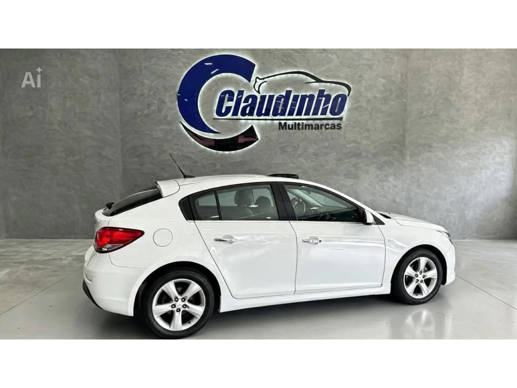 CHEVROLET Cruze Sedan - Foto