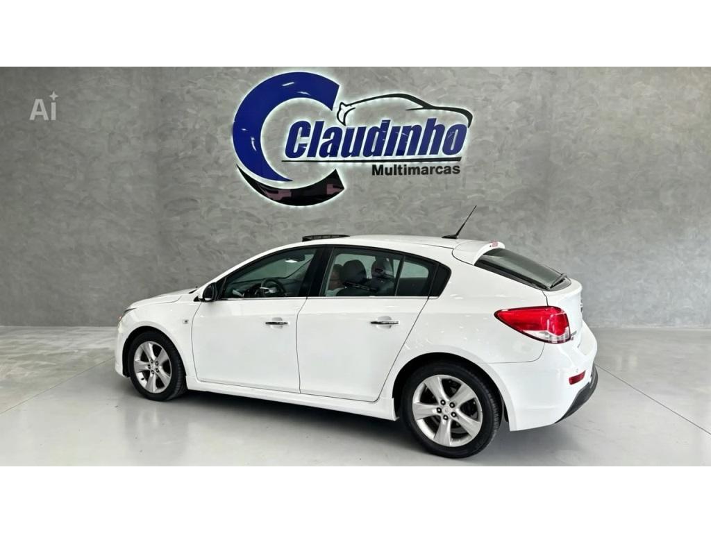 CHEVROLET Cruze Sedan - Foto