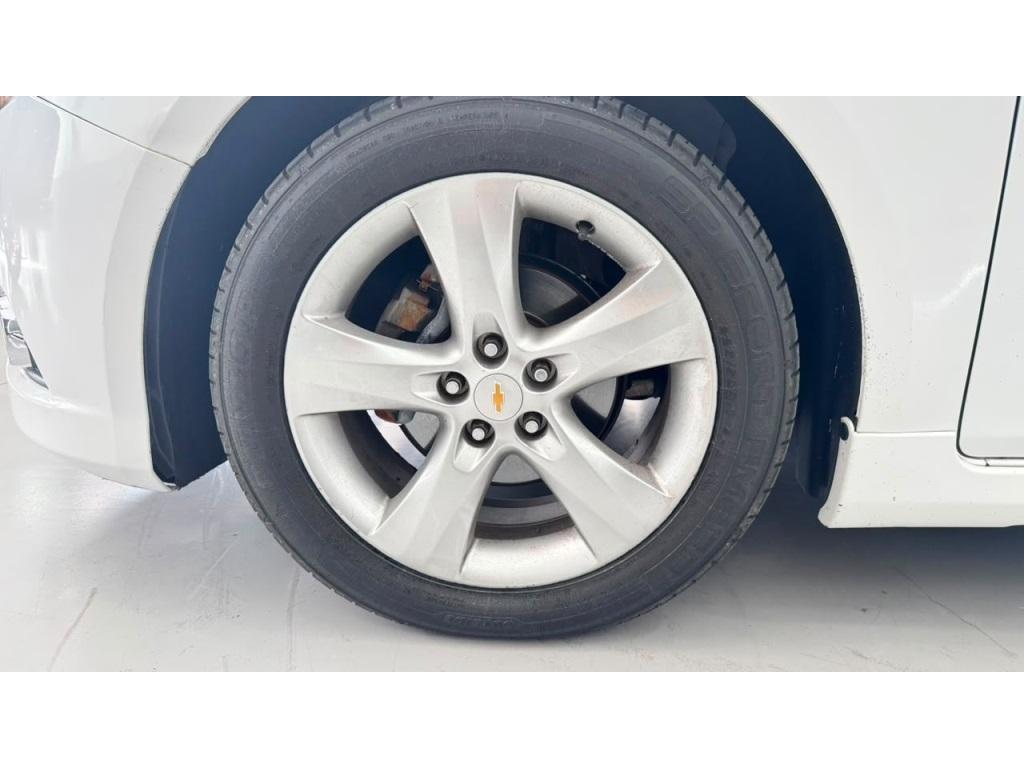 CHEVROLET Cruze Sedan - Foto