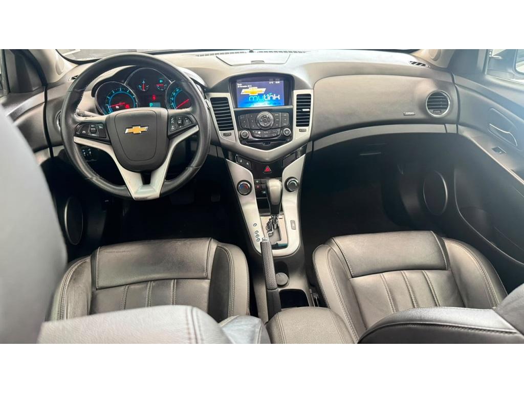 CHEVROLET Cruze Sedan - Foto