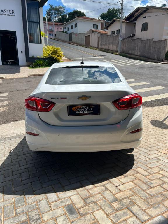 CHEVROLET Cruze Sedan - Foto