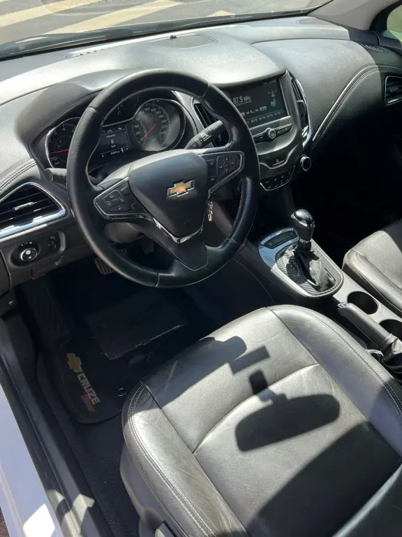 CHEVROLET Cruze Sedan - Foto