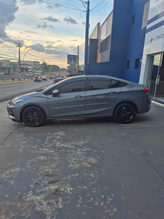 CHEVROLET Cruze Sedan - Foto