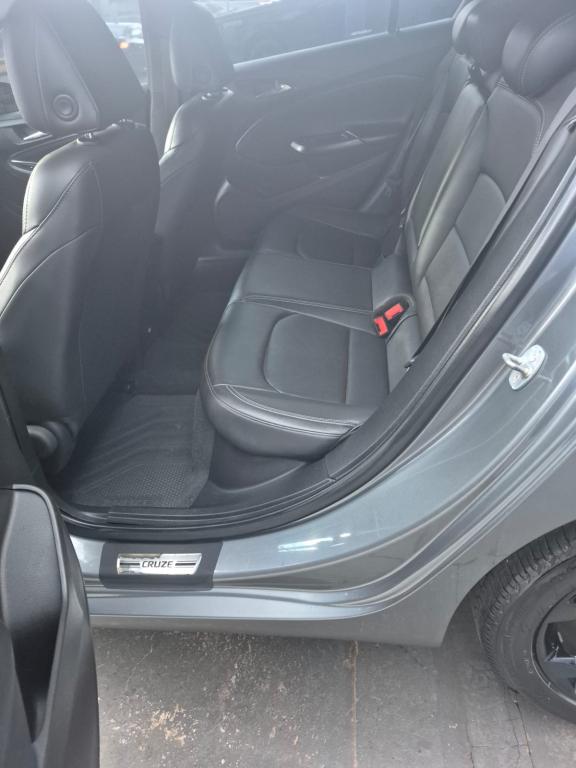 CHEVROLET Cruze Sedan - Foto