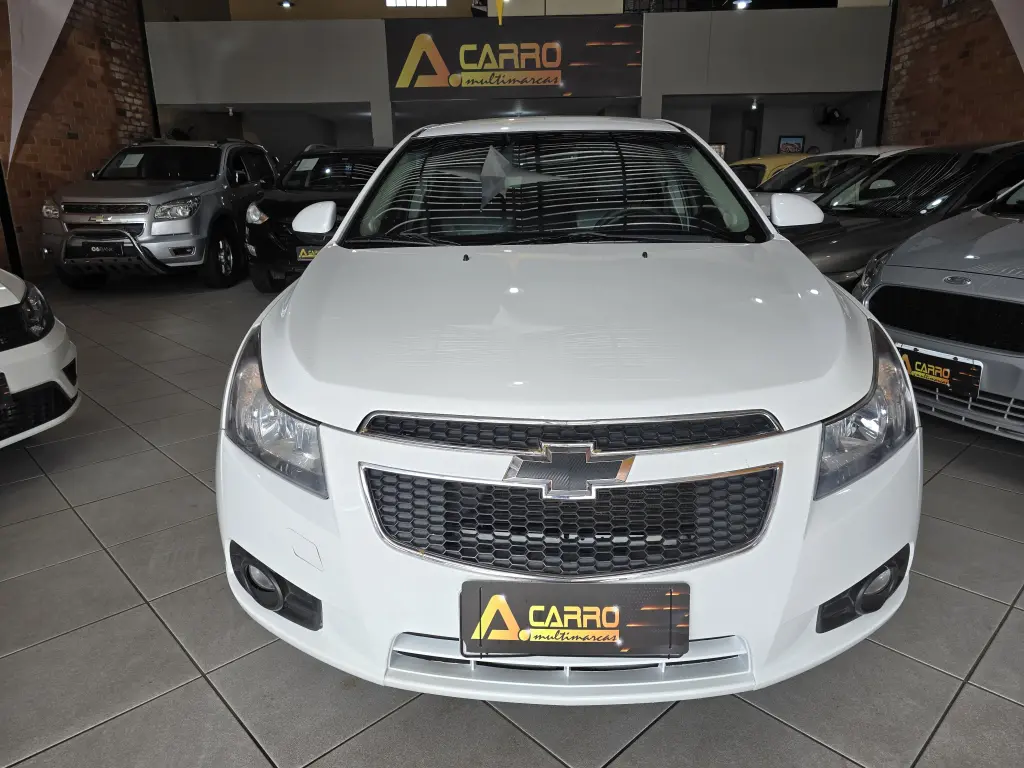 CHEVROLET Cruze Sedan - Foto