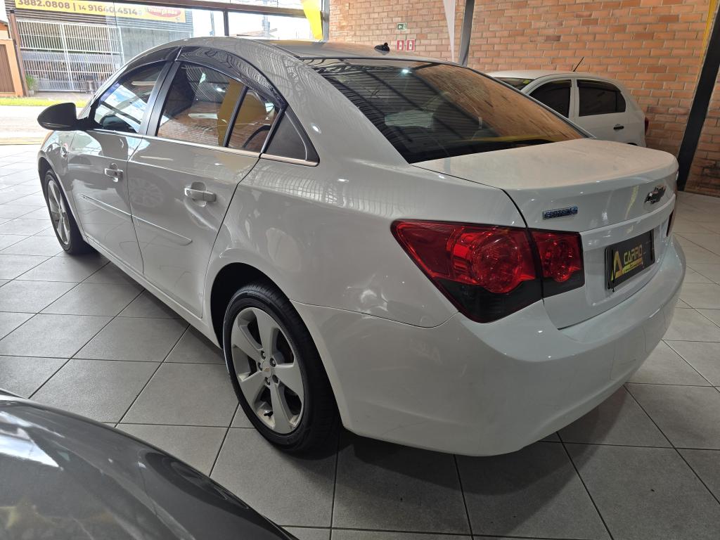 CHEVROLET Cruze Sedan - Foto