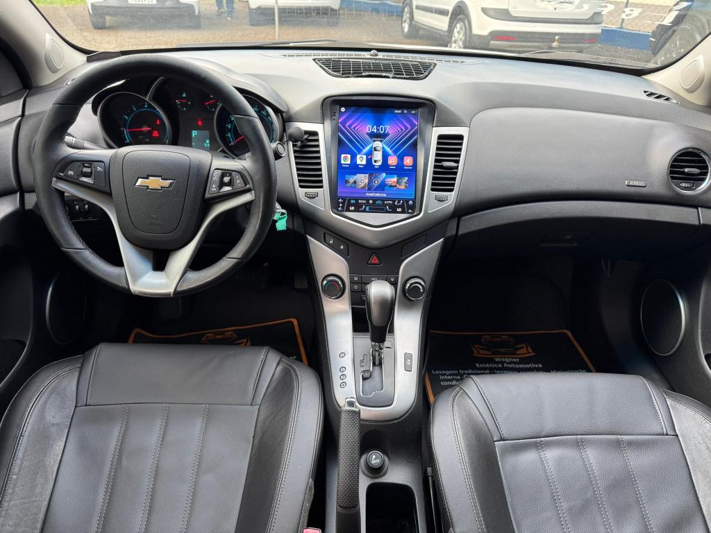 CHEVROLET Cruze Sedan - Foto