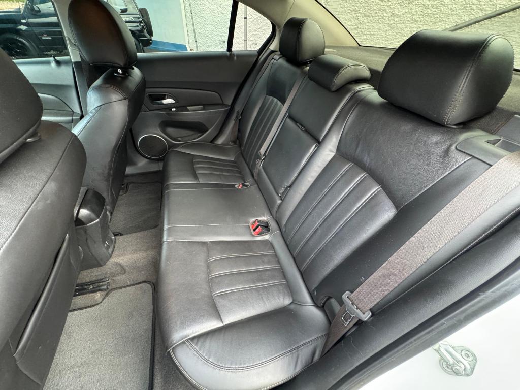 CHEVROLET Cruze Sedan - Foto