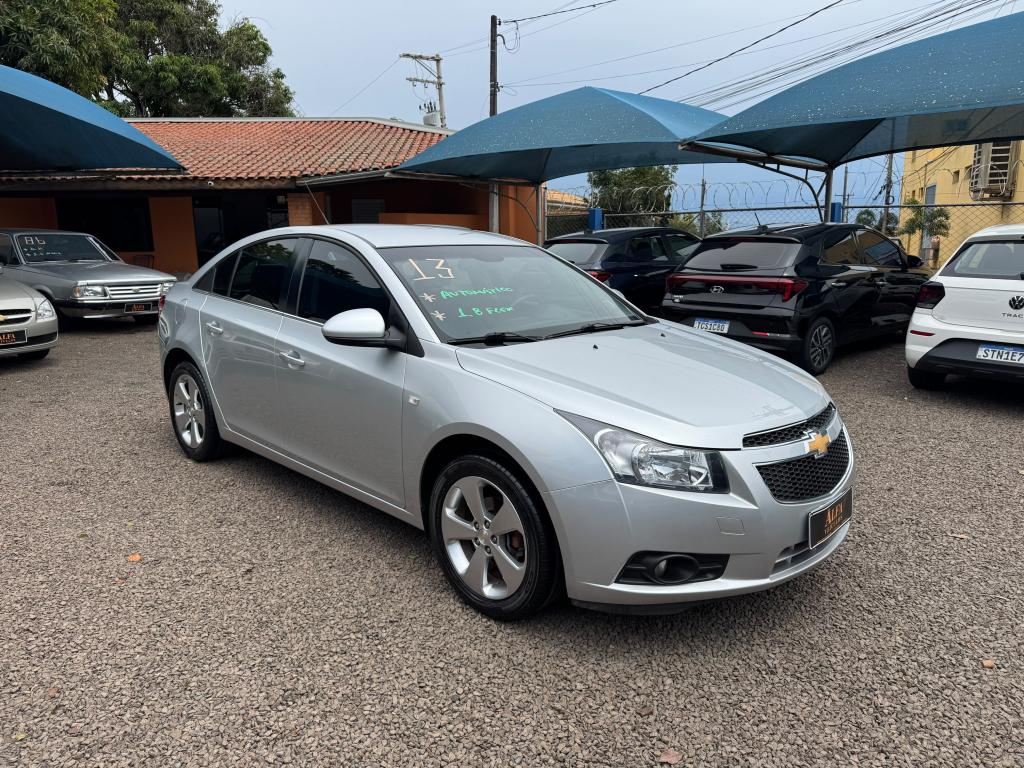 CHEVROLET Cruze Sedan - Foto