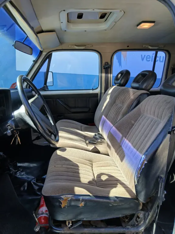 CHEVROLET D20 - Foto