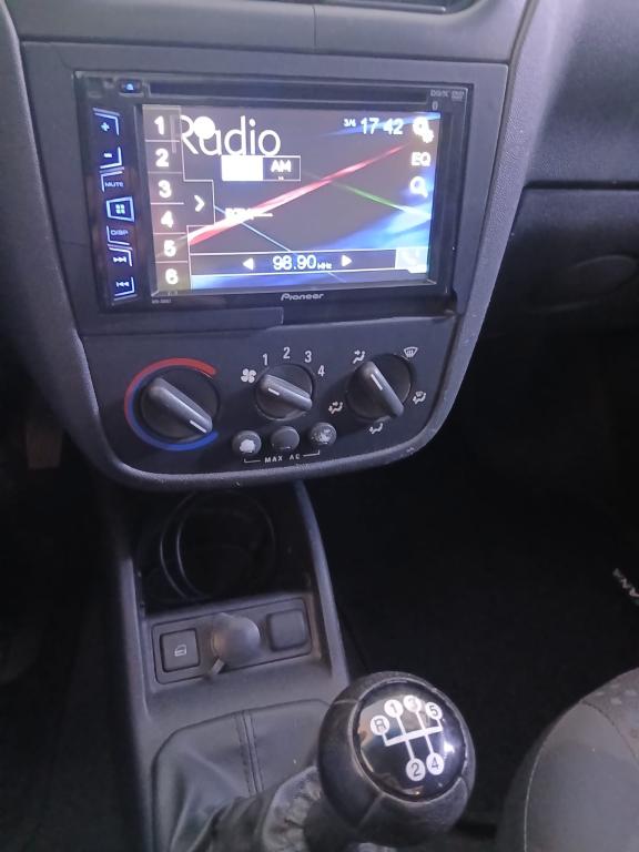 CHEVROLET Montana - Foto