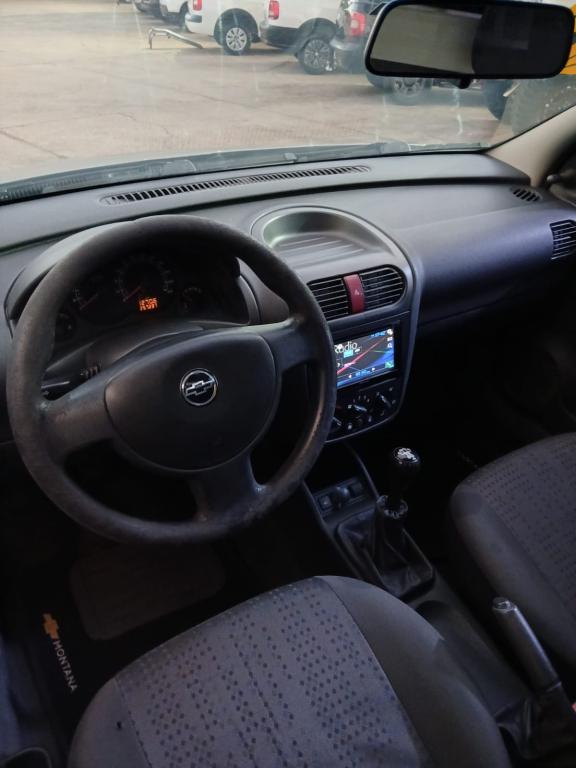 CHEVROLET Montana - Foto
