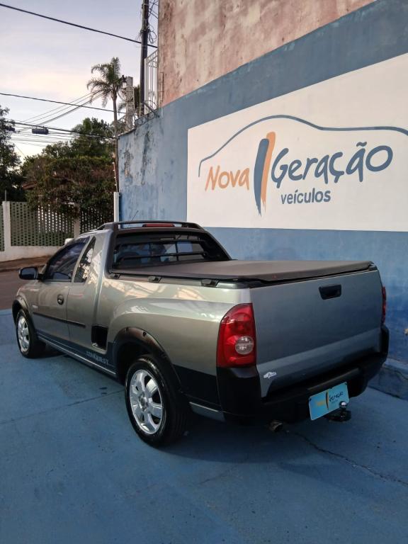 CHEVROLET Montana - Foto