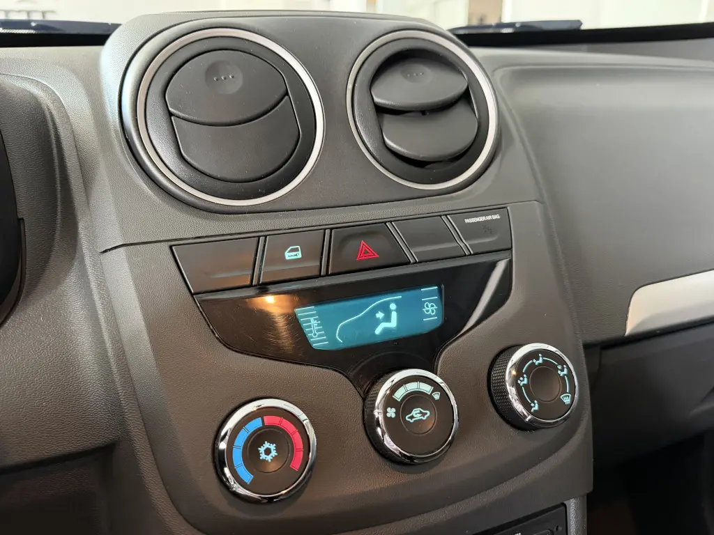 CHEVROLET Montana - Foto
