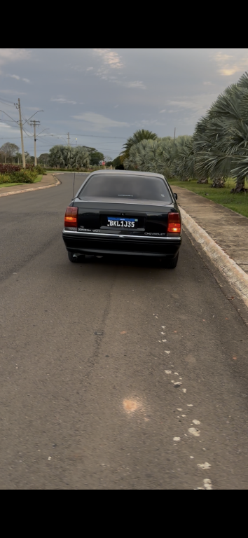 CHEVROLET Omega - Foto