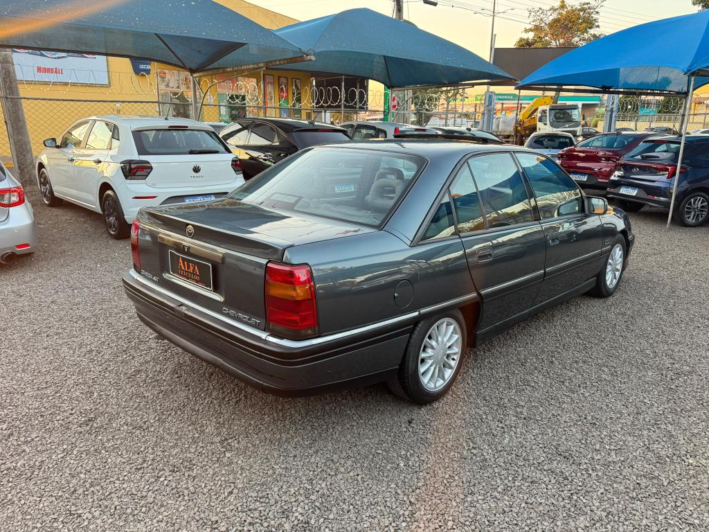 CHEVROLET Omega - Foto