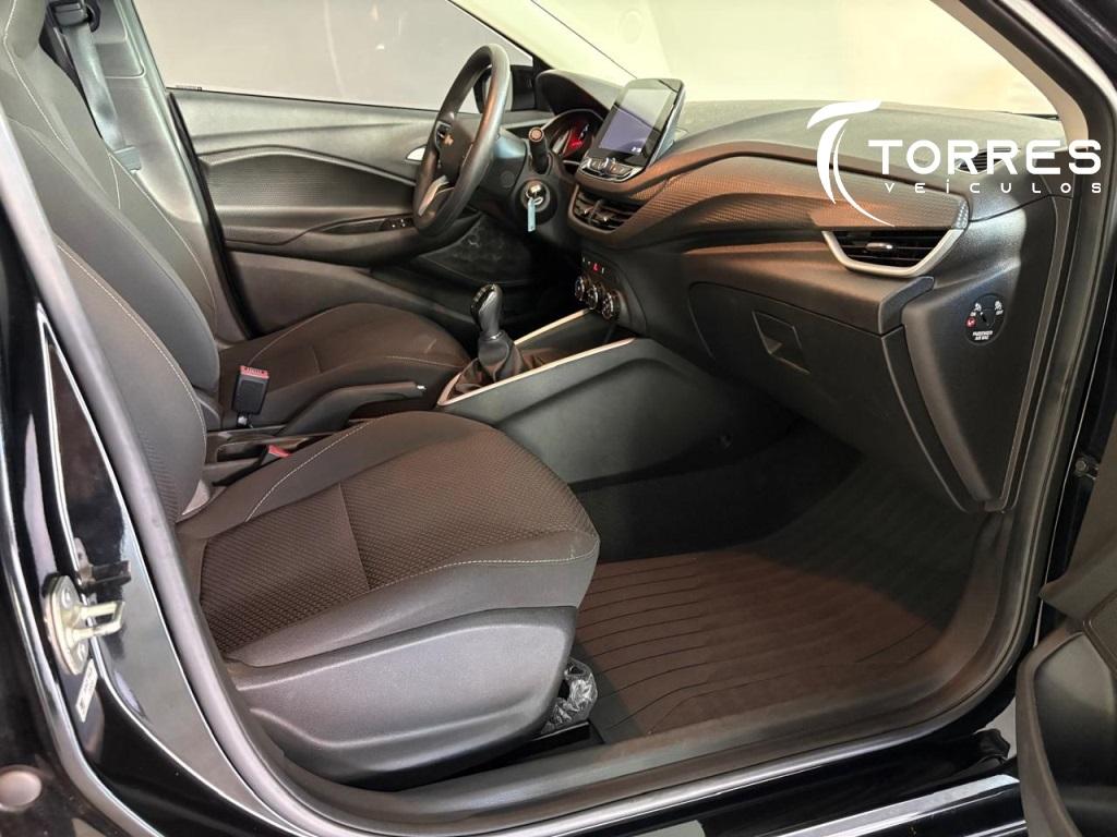 CHEVROLET Onix Hatch - Foto