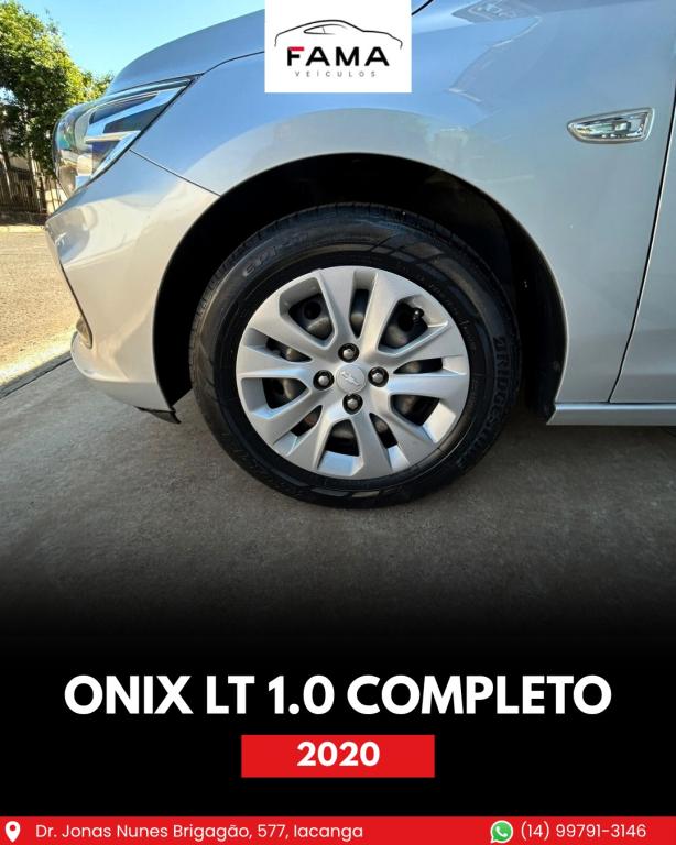 CHEVROLET Onix Hatch - Foto